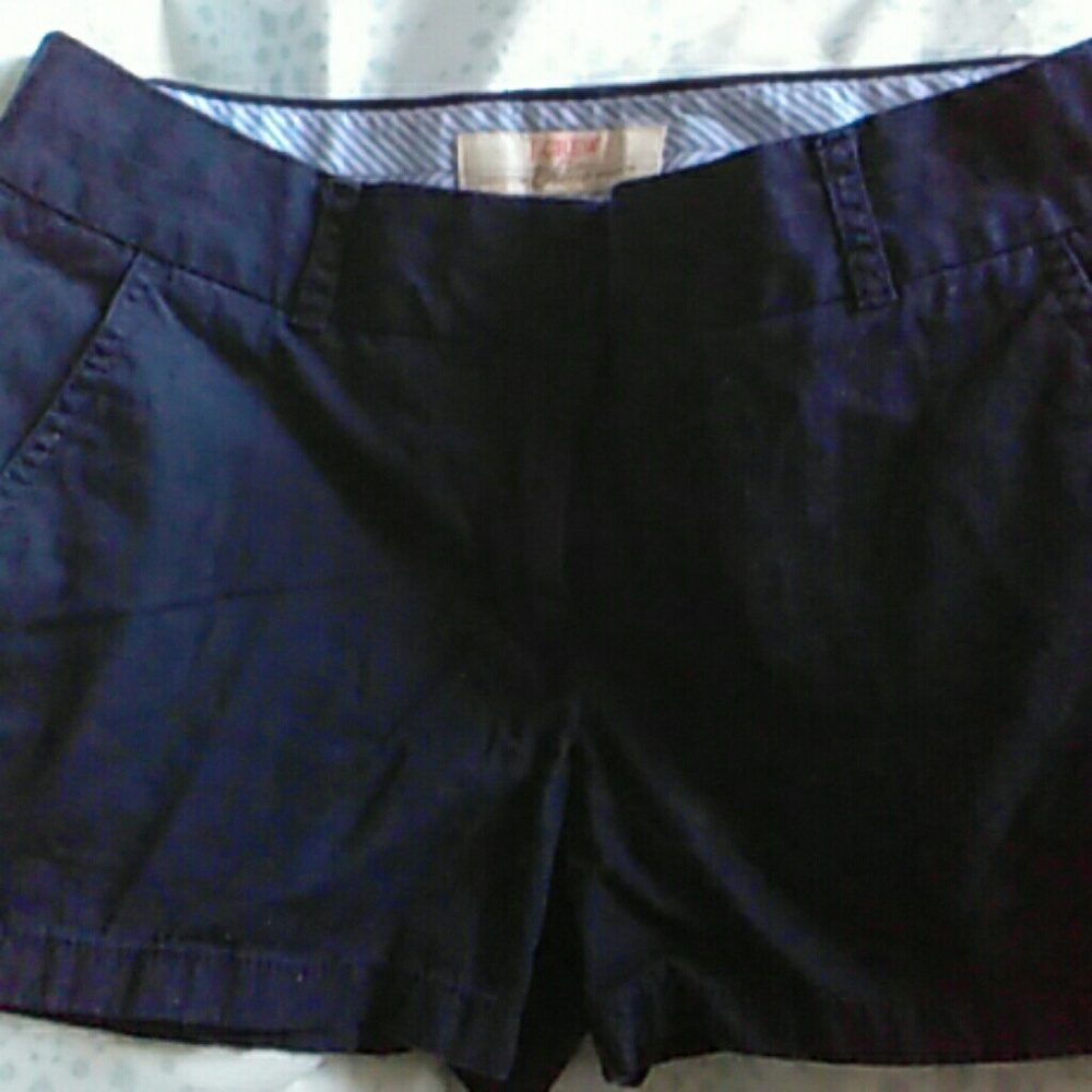 J.crew chino broken in just in time for summer 😍